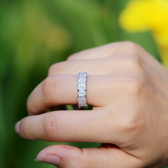 ▶Eternity Thin Baguette Engagement Trapezoid Stone CZ Band for Women, L169